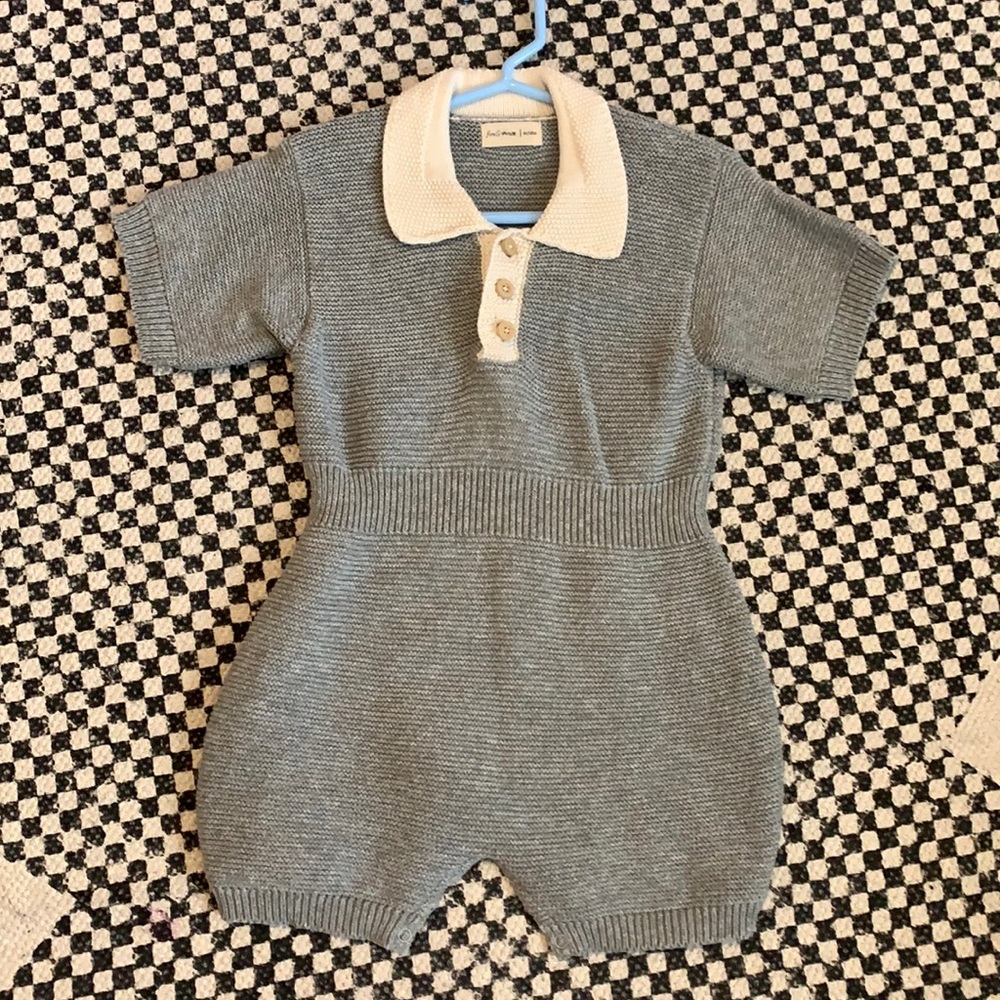 Fin & Vince baby romper 12-18m